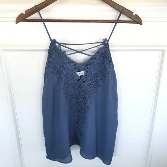 Blue Purple Lace Neck Pullover Flowy Spaghetti Strap Camisole Tank Women’s NWT - Picture 3 of 10